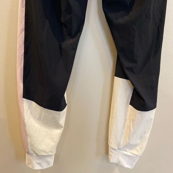 Under Armour Sweatpants Joggers Loose Large Black White Pink - Picture 8 of 8